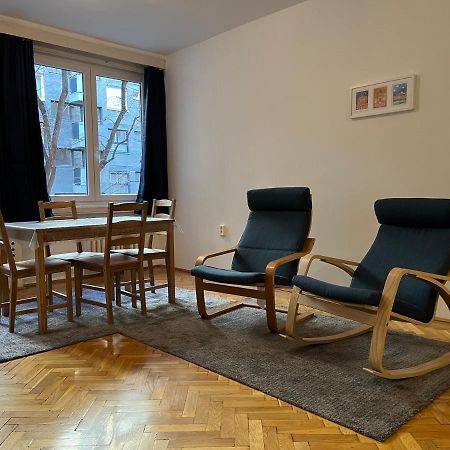Bauhaus Flat In Amazing Location Apartment Budapest Luaran gambar